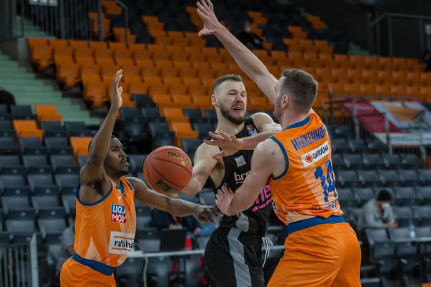 连续吃到两 连续吃到两