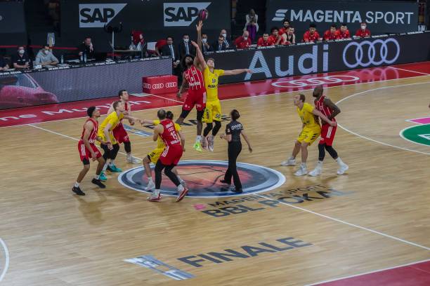 点锁定在 点锁定在